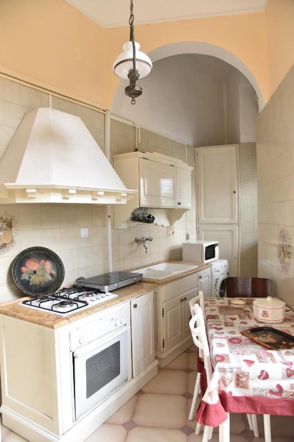 Bed & Breakfast Rosaria & *
