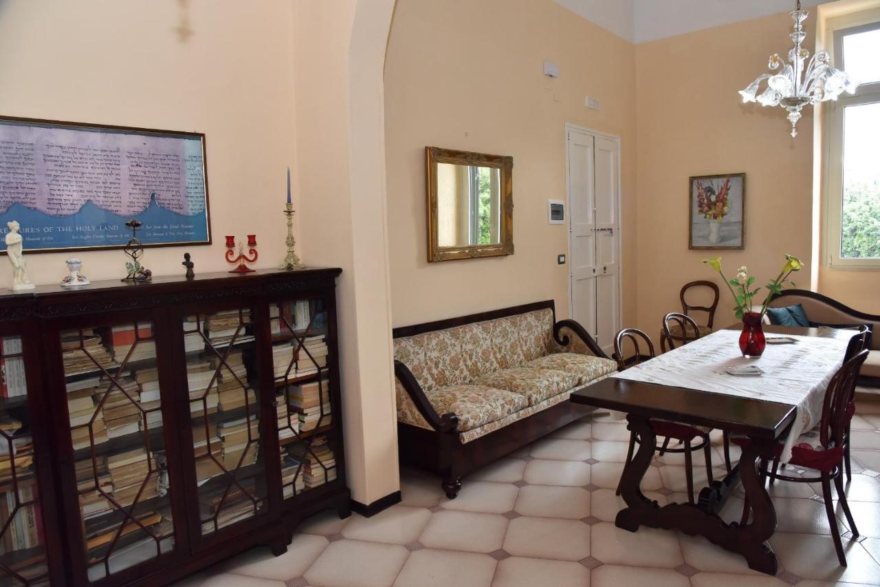Bed & Breakfast Rosaria & *